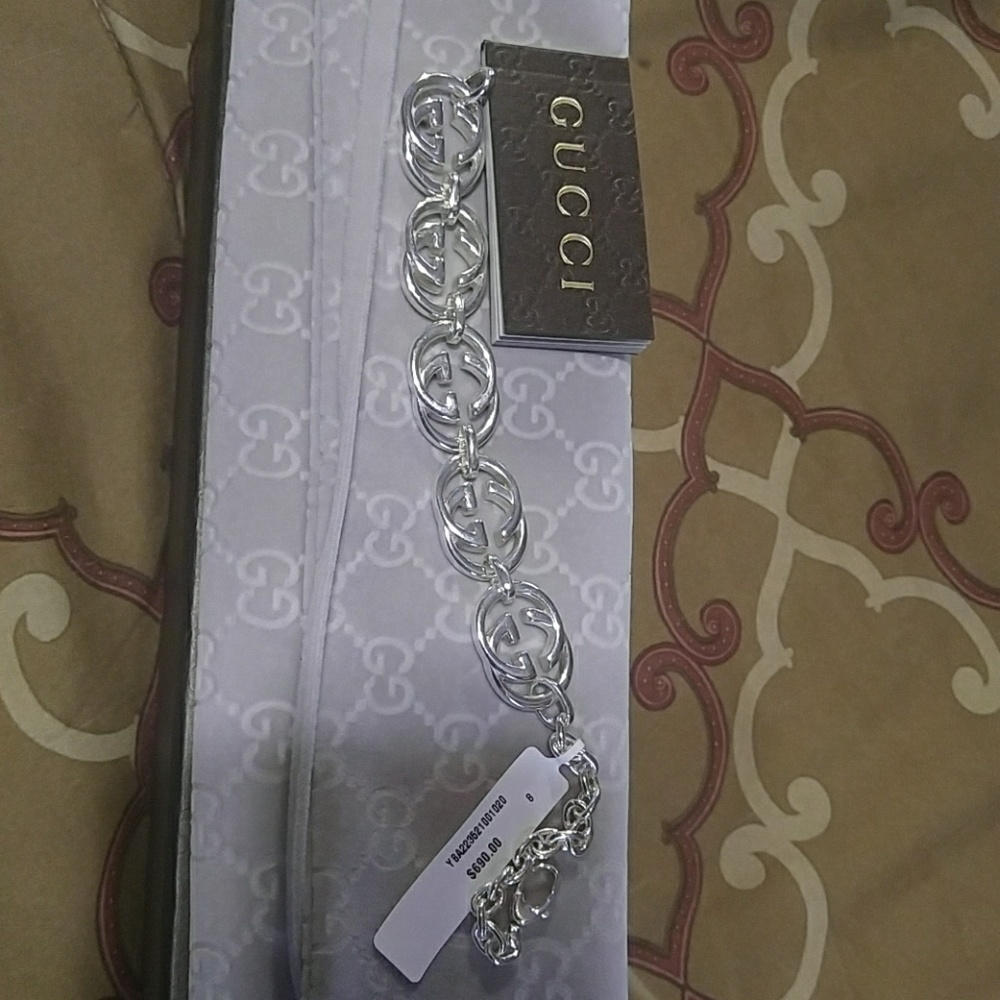 Brand new silver Gucci bracelet